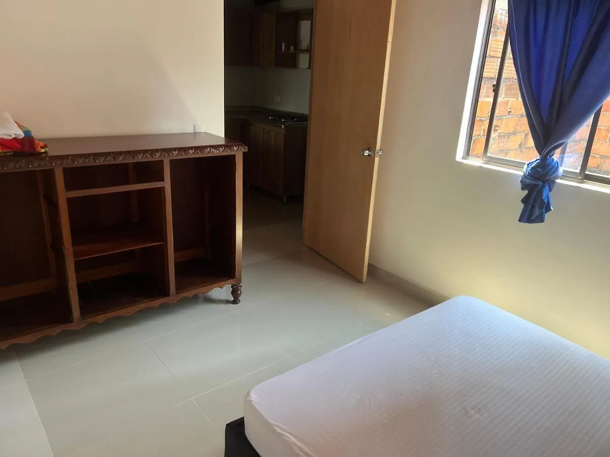 メデジンApartamento De Lujo En Excelente Ubicacionアパートメント 0*, メデジン