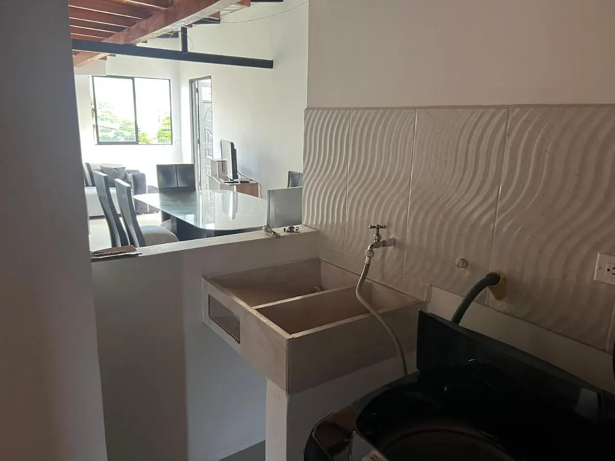 アパート メデジンApartamento De Lujo En Excelente Ubicacionアパートメント コロンビア